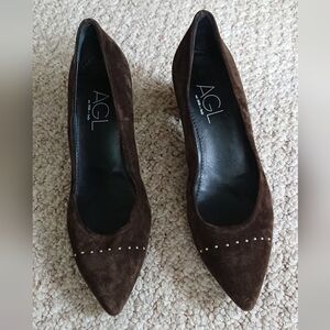 AGL Brown Suede leather Pumps with decorative gold studs size 37.5